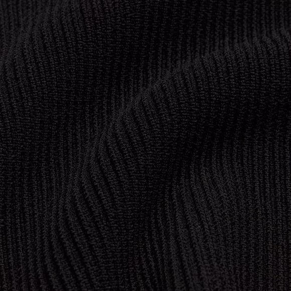 Aritzia Sculpt Knit Squareneck Top - Picture 3 of 6
